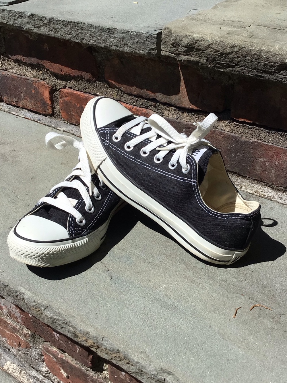 Classic Converse Low-Top Sneakers in Black and White - Picture 2 of 7